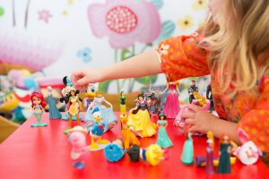Brinquedos favoritos para crianças de 1 a 3 anos - Miniaturas