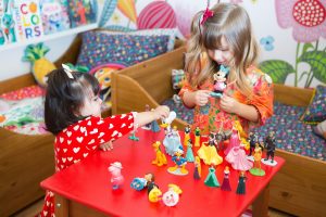 Brinquedos favoritos para crianças de 1 a 3 anos - Miniaturas