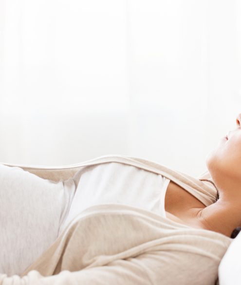 O que posso fazer para dormir melhor durante a gravidez?