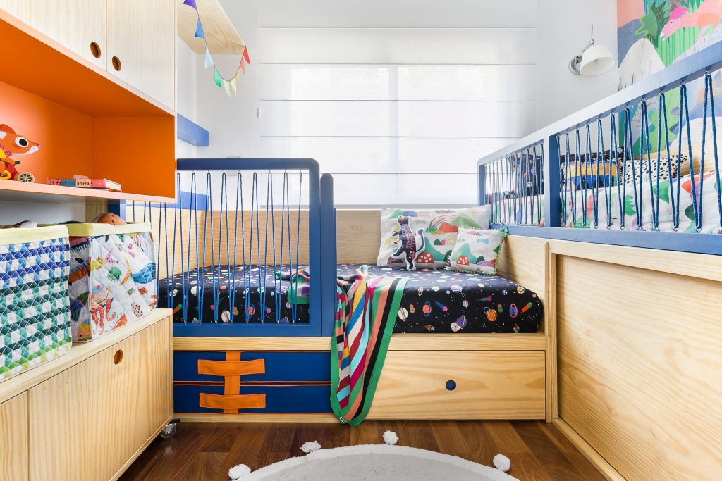 quarto compartilhado para irmãos com beliche