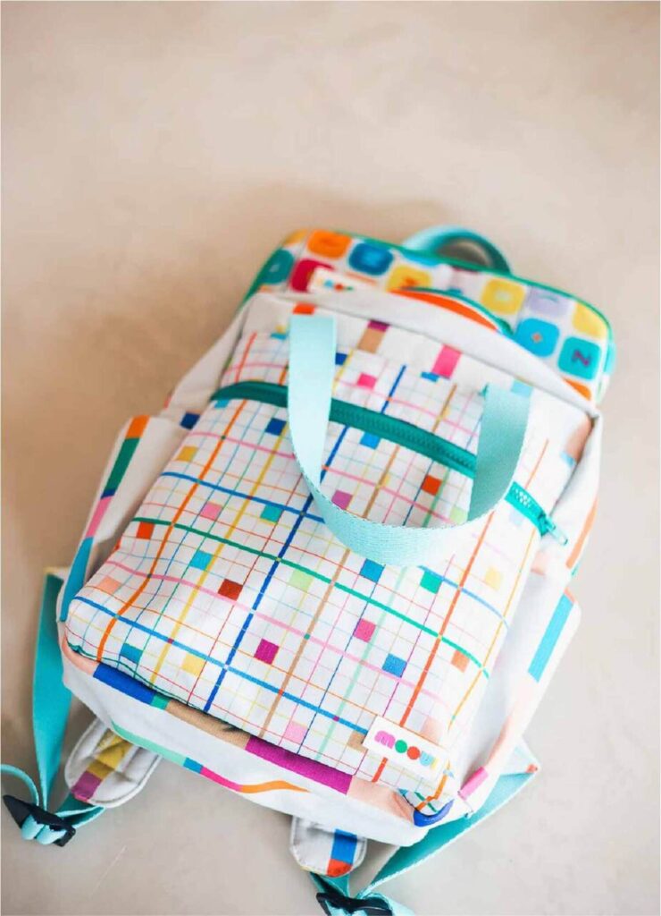 Mochila Quadrada - Lápis de Colorir